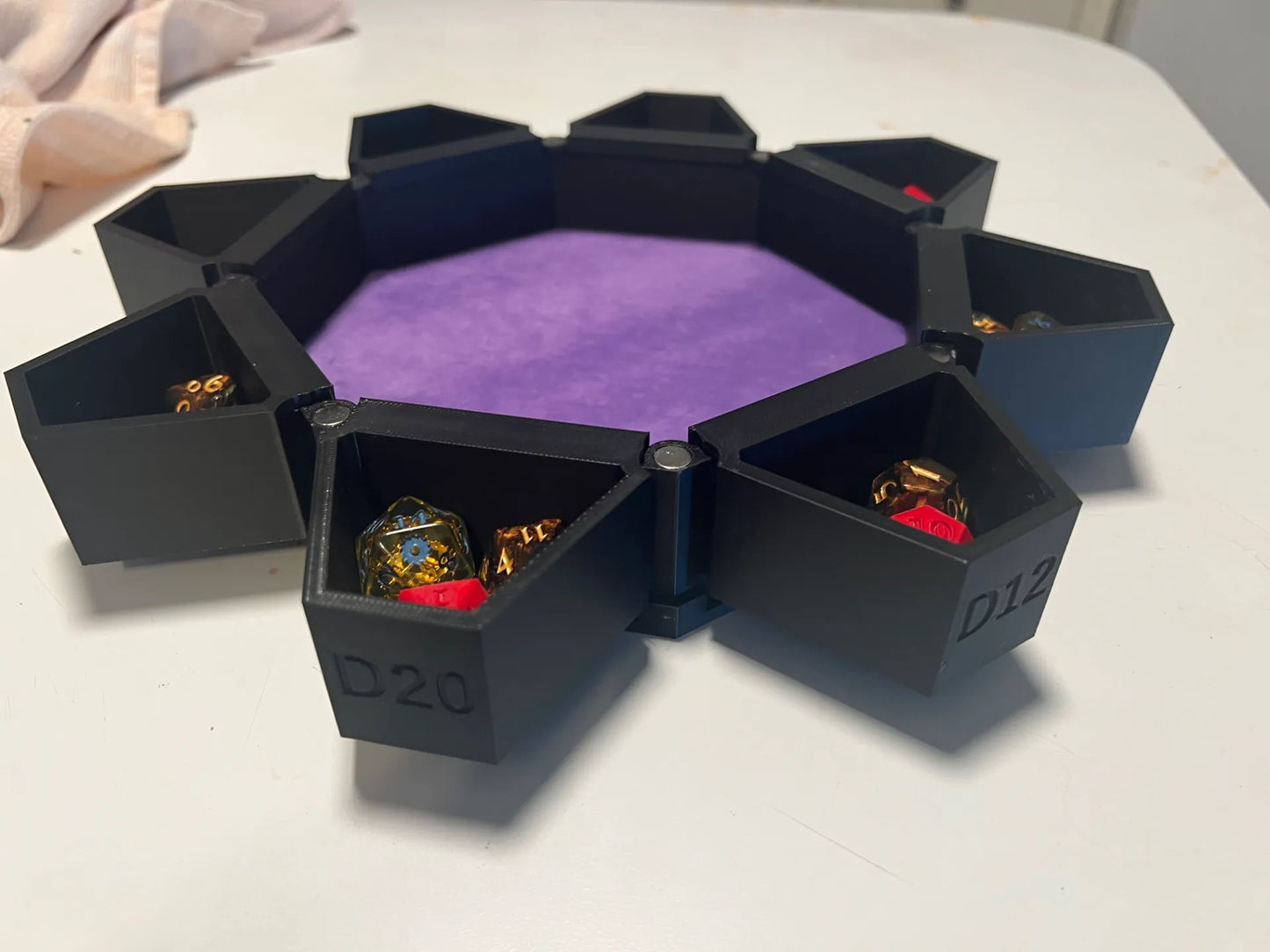 8-in-1 Transforming Dice Case