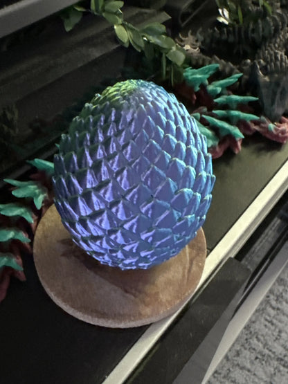 Twisting Dragon Egg Dice Holder